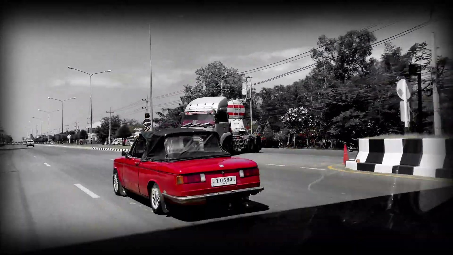 BMW 2002 Convertible 4