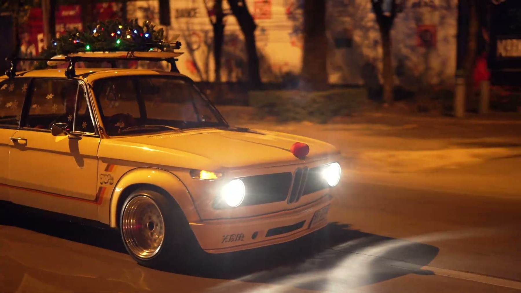 Mustang vs BMW 2002 1