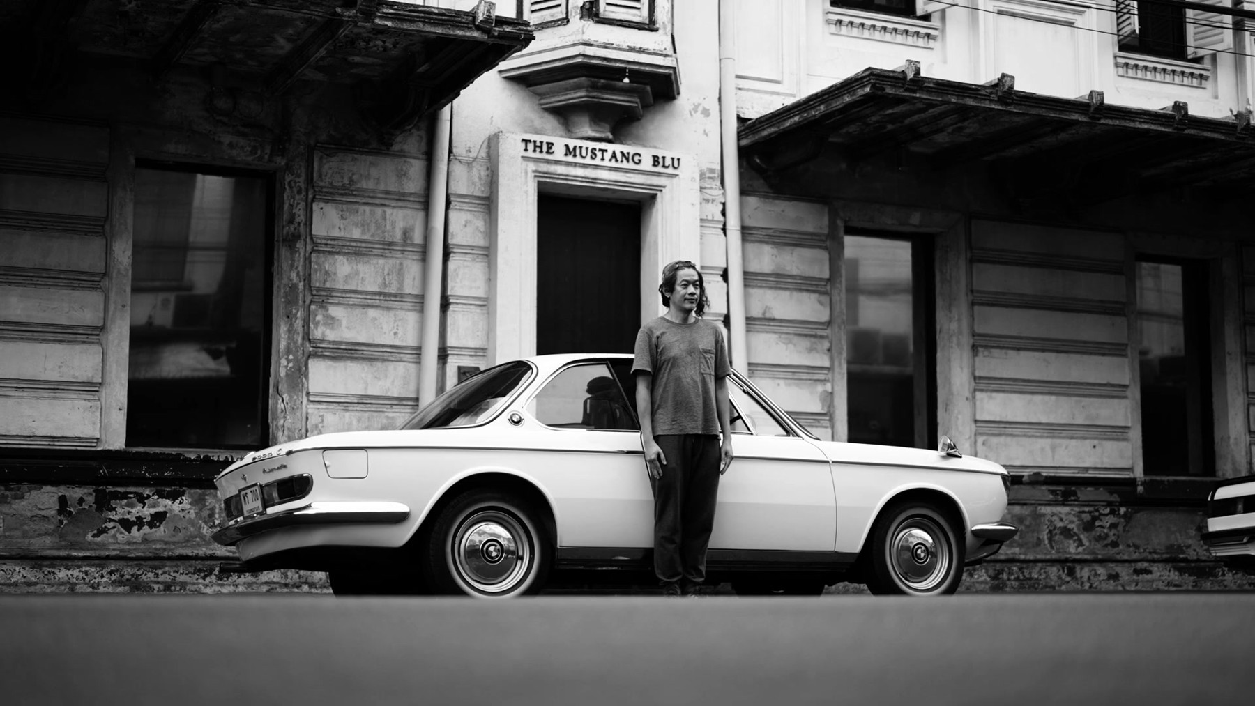 BMW 2000 CS รถประกอบภาพยนตร์ "one for the road" 2