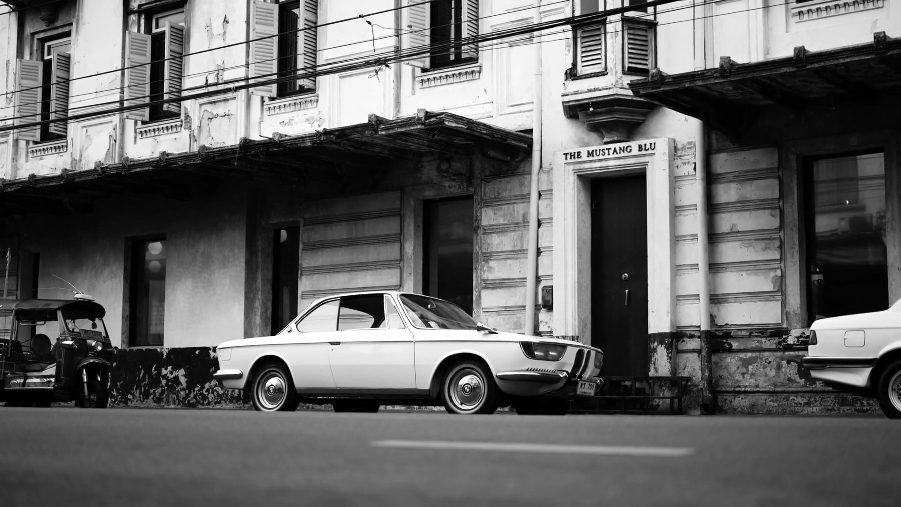 BMW 2000 CS รถประกอบภาพยนตร์ "one for the road" 3