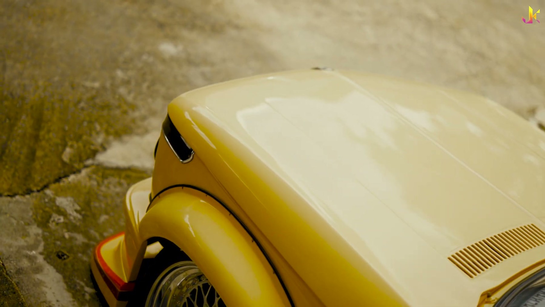BMW 2002 - XAMMAX (4K) 5