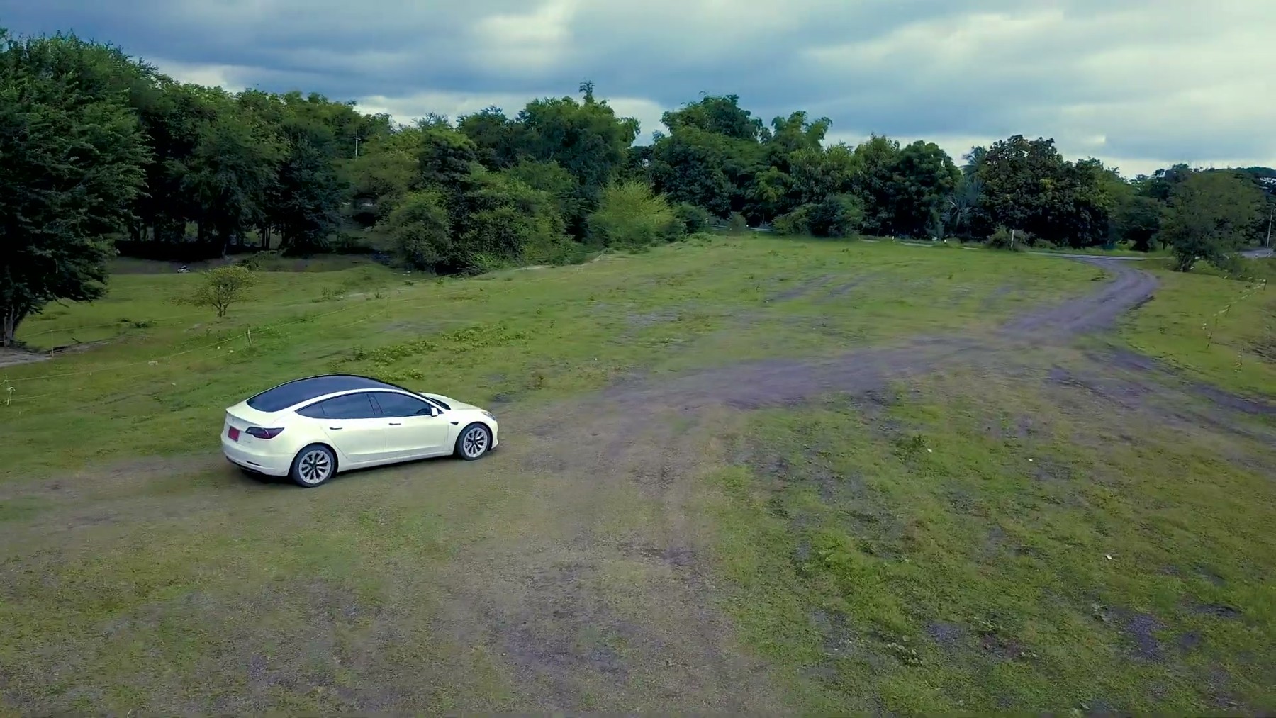 Tesla Model3 เที่ยวเขื่อนป่าสักชลสิทธิ์ 6