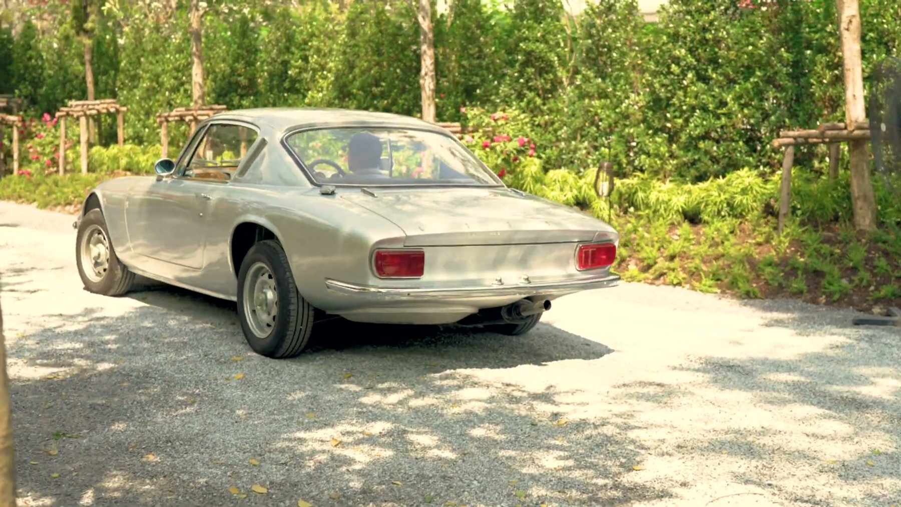 Lotus Elan +2 (1967) รถคลาสสิก 1