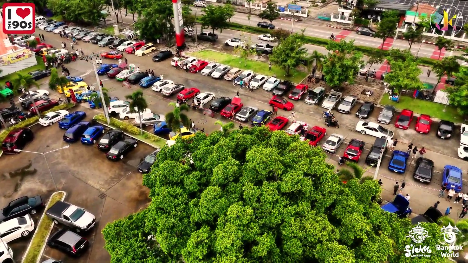 90s Rewind Car meet ซีดานคลาสสิก สีขาว 3