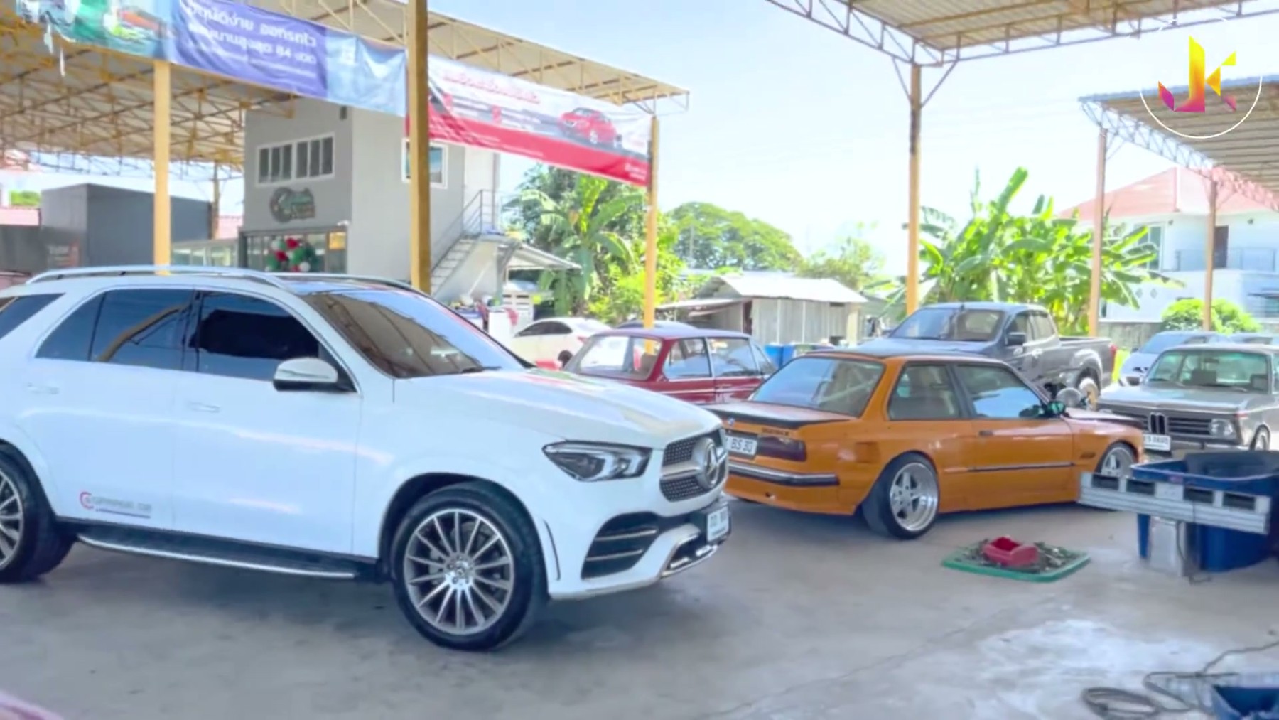 Garage 02 ปั้นรถ BMW 2002 จบครบที่เดียว 9